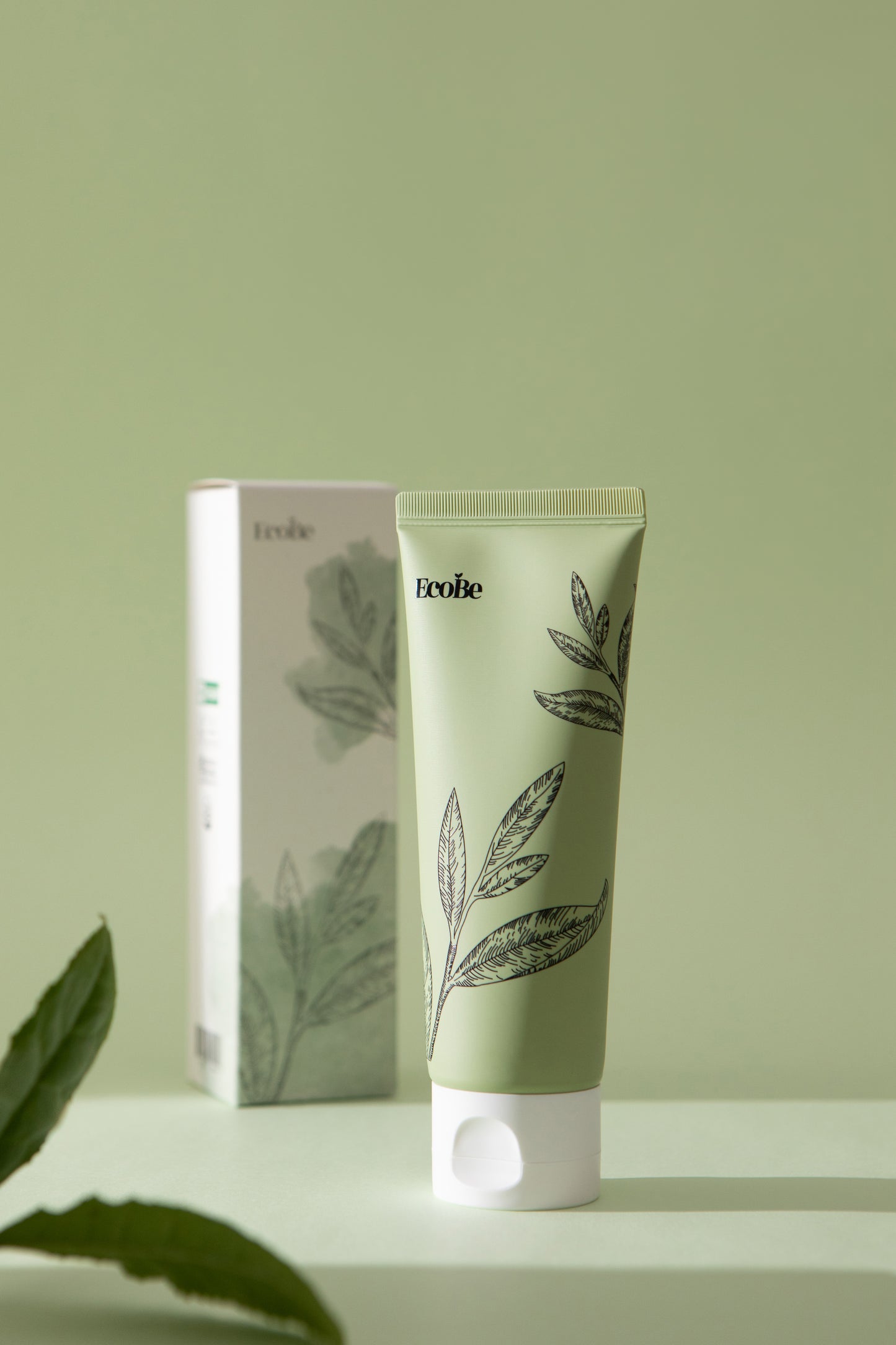 EcoBe Jeju Green Tea Foam Cleanser - 100 ml
