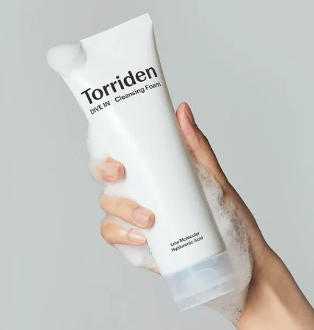 Torriden - DIVE-IN Low Molecular Hyaluronic Acid Cleansing Foam 150ML